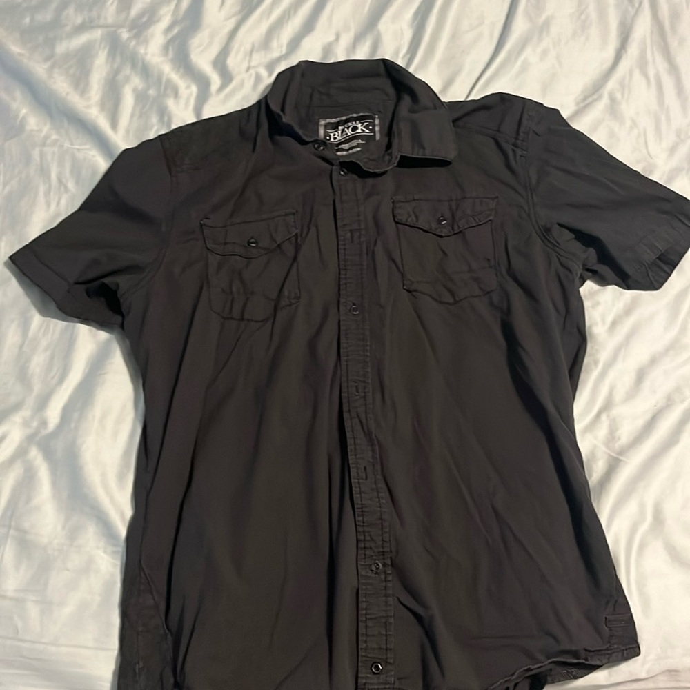 Buckle Black short sleeve button down shirt
